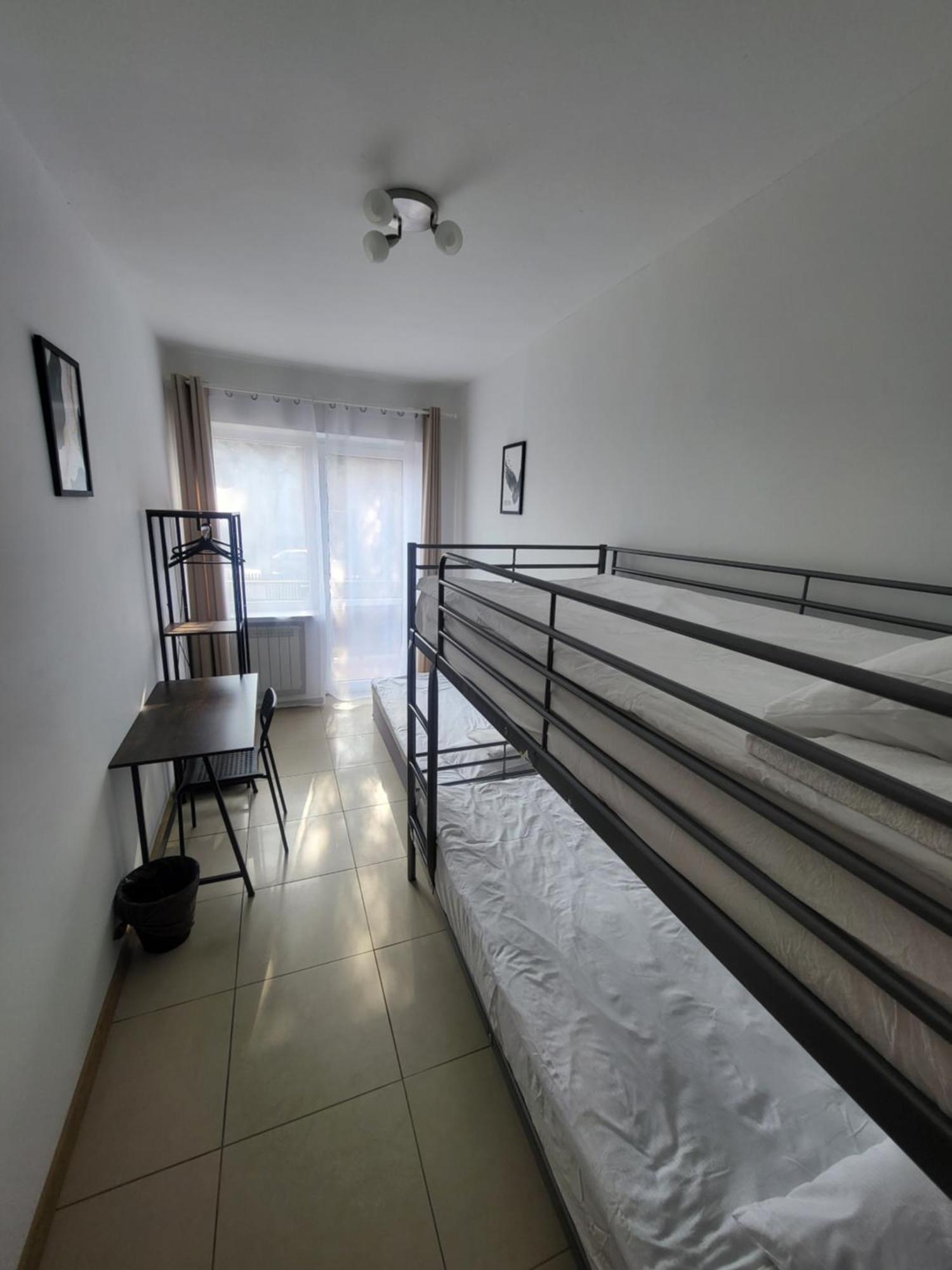 Rooms4Rest Popularna - Private Rooms For Tourists - Atr Consulting Sp, Z O,O, Varsovie Extérieur photo