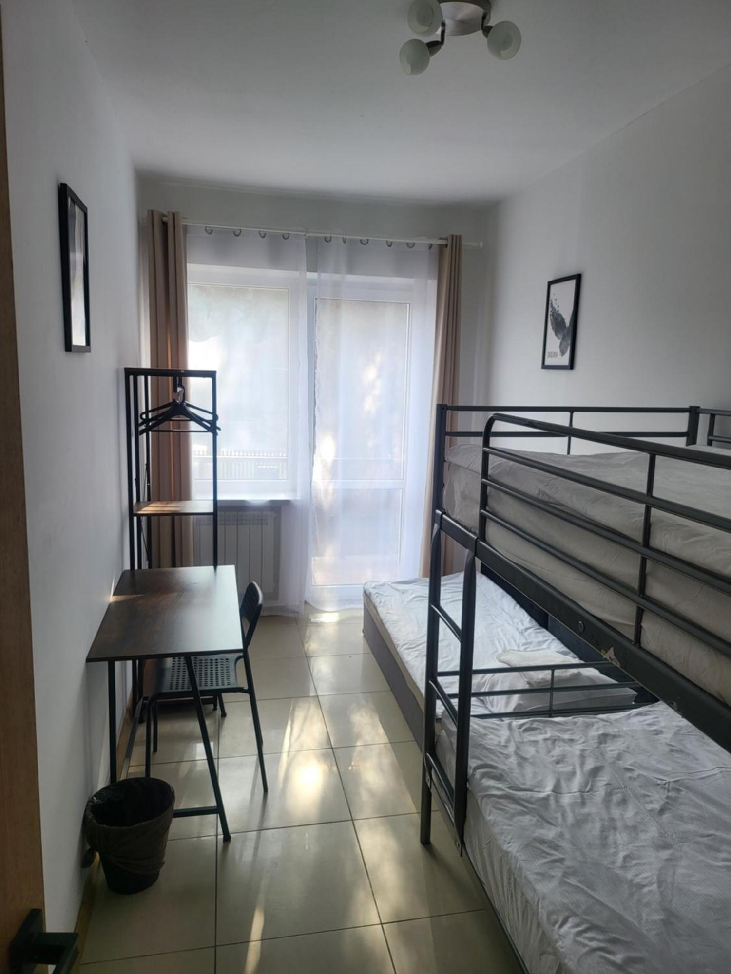 Rooms4Rest Popularna - Private Rooms For Tourists - Atr Consulting Sp, Z O,O, Varsovie Extérieur photo