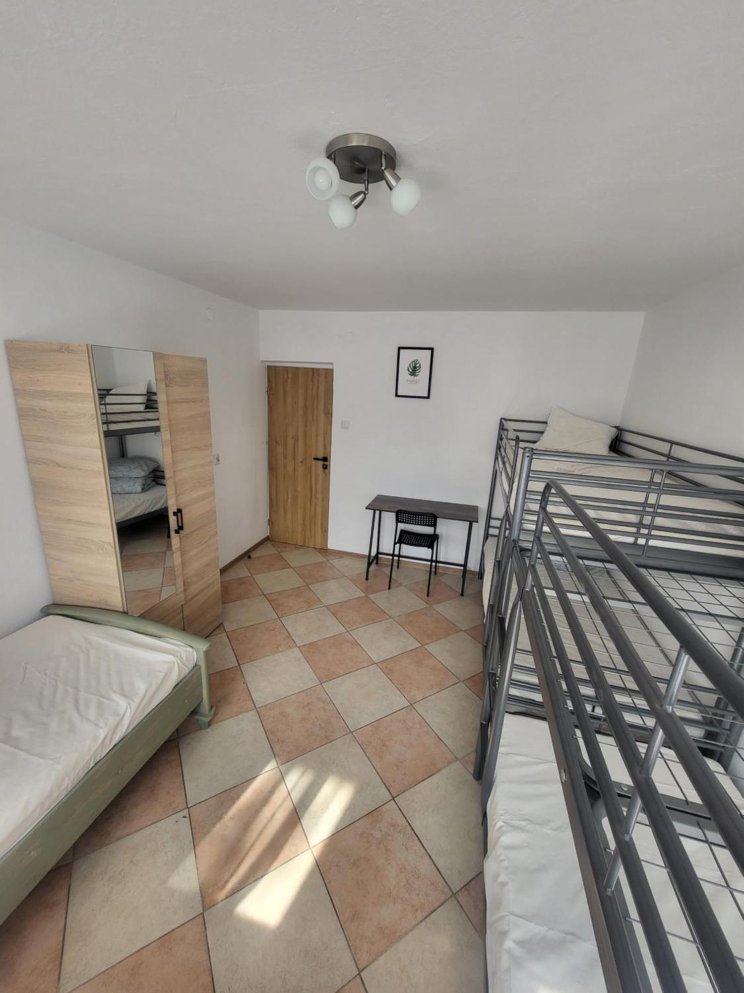 Rooms4Rest Popularna - Private Rooms For Tourists - Atr Consulting Sp, Z O,O, Varsovie Extérieur photo