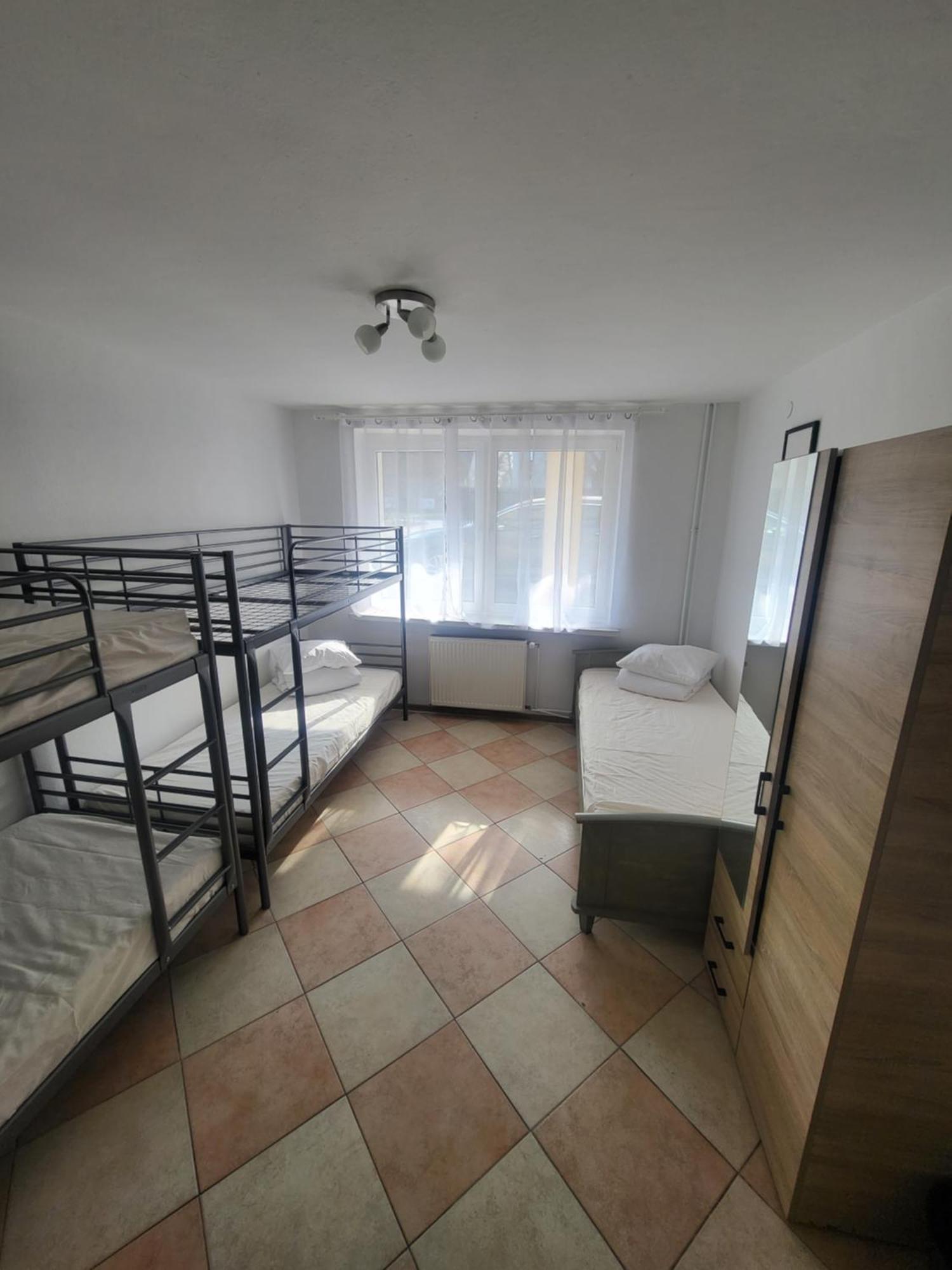 Rooms4Rest Popularna - Private Rooms For Tourists - Atr Consulting Sp, Z O,O, Varsovie Extérieur photo