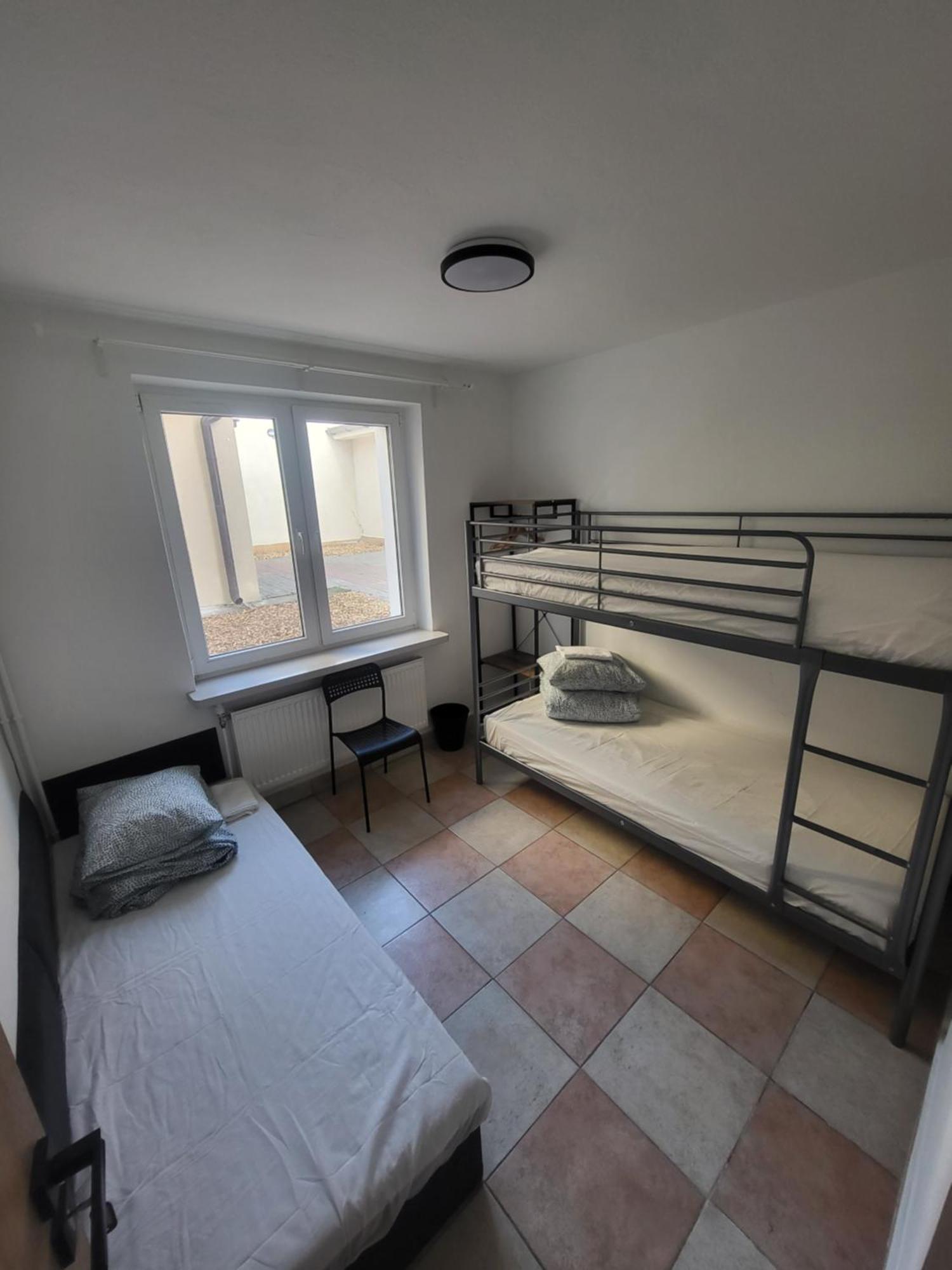 Rooms4Rest Popularna - Private Rooms For Tourists - Atr Consulting Sp, Z O,O, Varsovie Extérieur photo