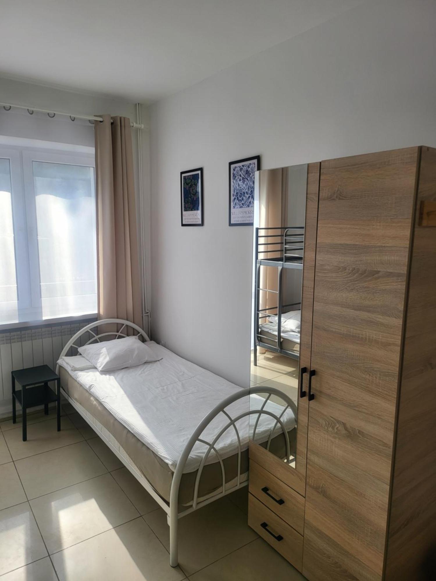 Rooms4Rest Popularna - Private Rooms For Tourists - Atr Consulting Sp, Z O,O, Varsovie Extérieur photo