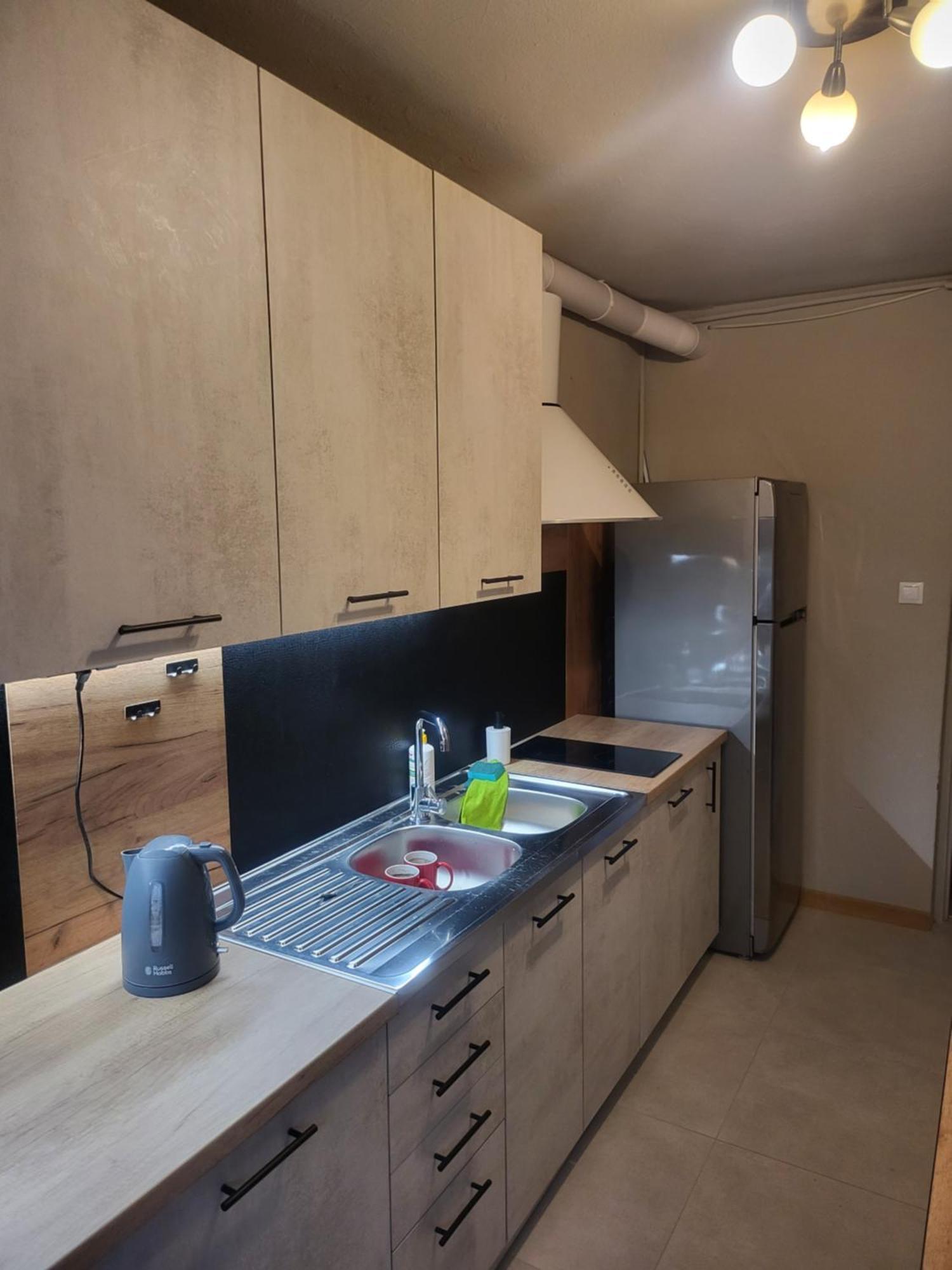 Rooms4Rest Popularna - Private Rooms For Tourists - Atr Consulting Sp, Z O,O, Varsovie Extérieur photo