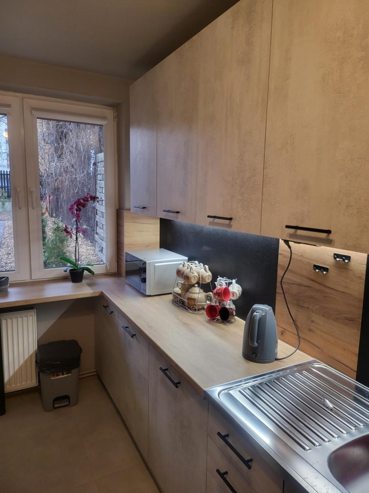 Rooms4Rest Popularna - Private Rooms For Tourists - Atr Consulting Sp, Z O,O, Varsovie Extérieur photo