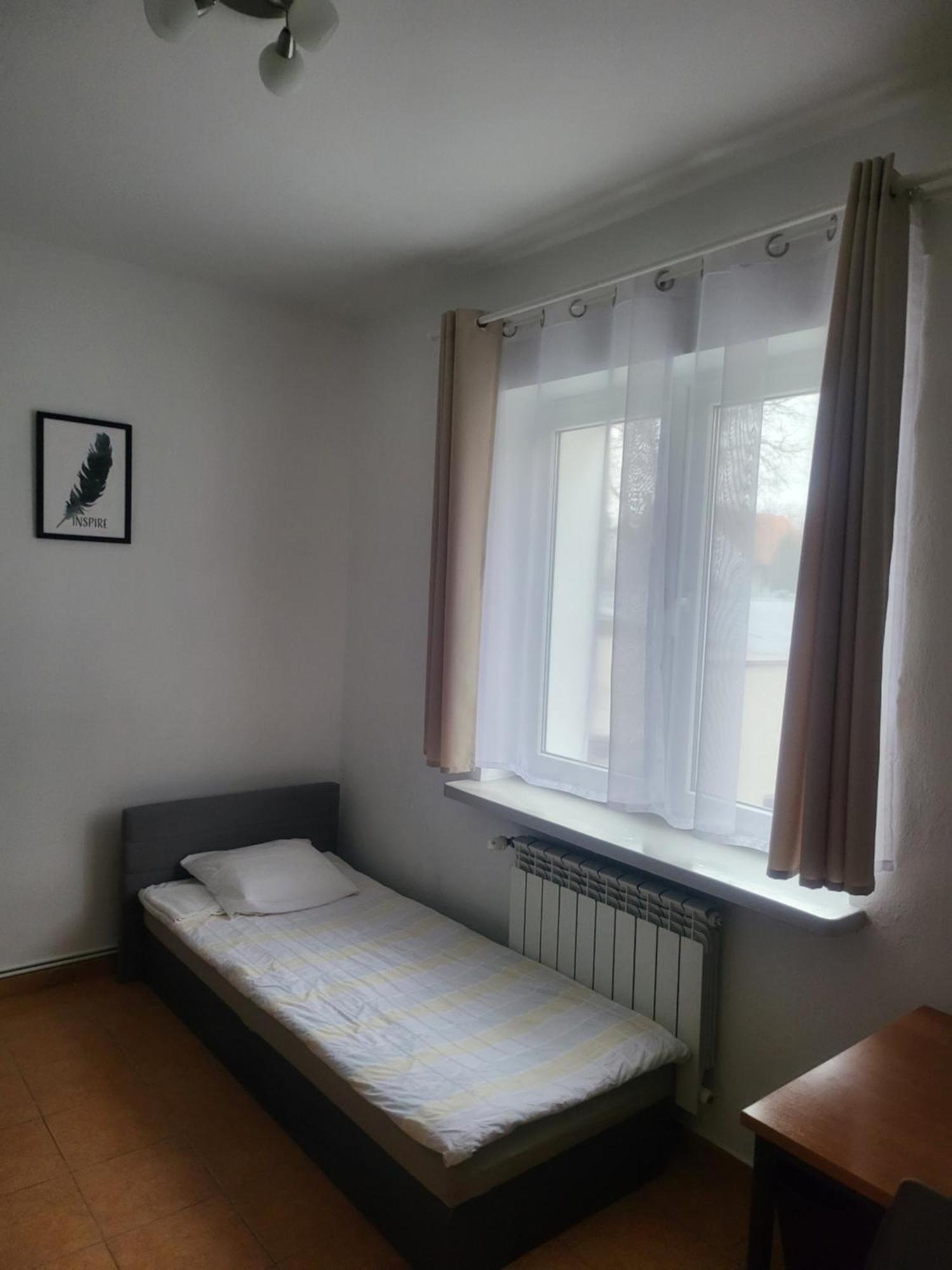 Rooms4Rest Popularna - Private Rooms For Tourists - Atr Consulting Sp, Z O,O, Varsovie Extérieur photo