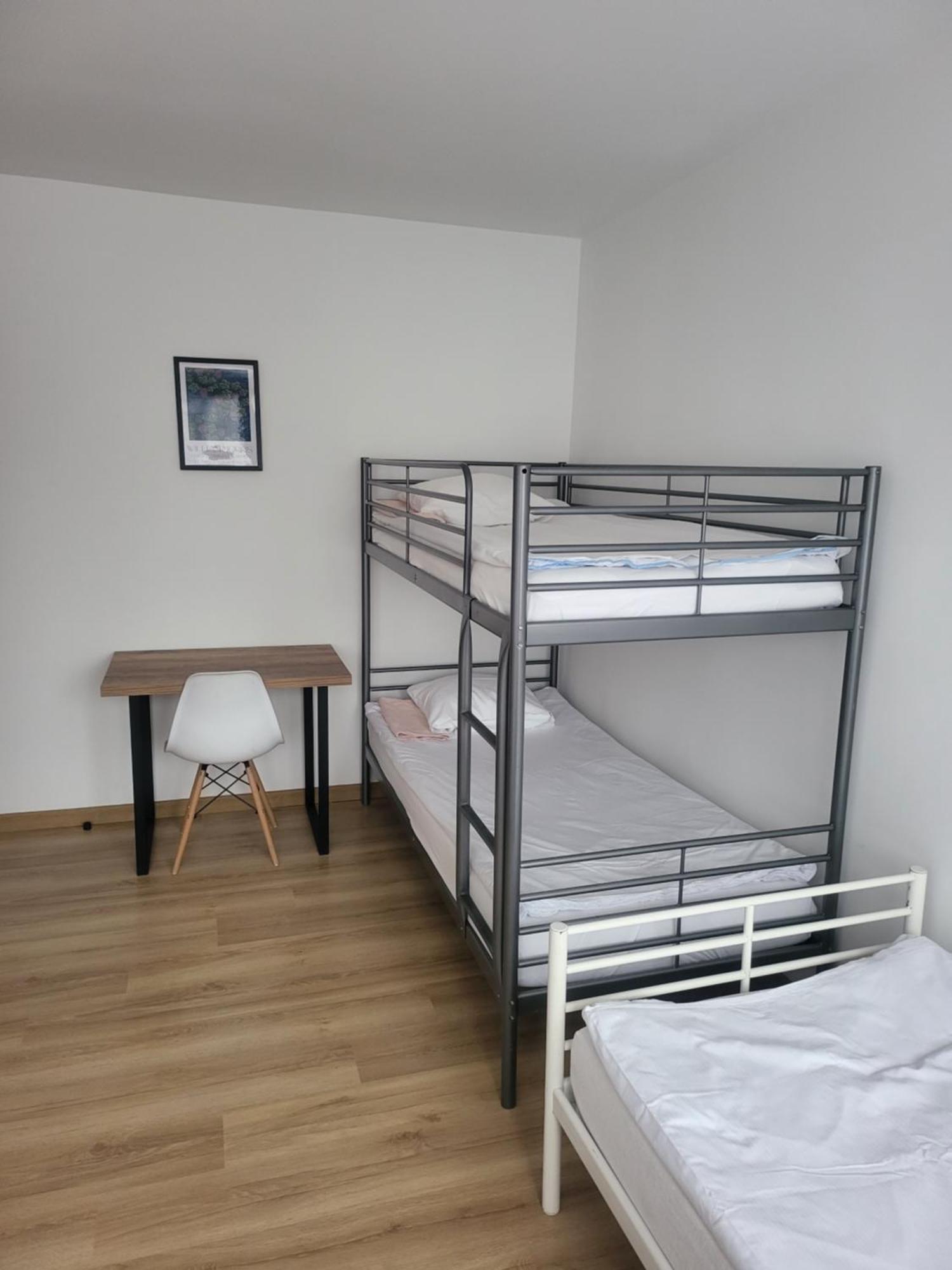 Rooms4Rest Popularna - Private Rooms For Tourists - Atr Consulting Sp, Z O,O, Varsovie Extérieur photo